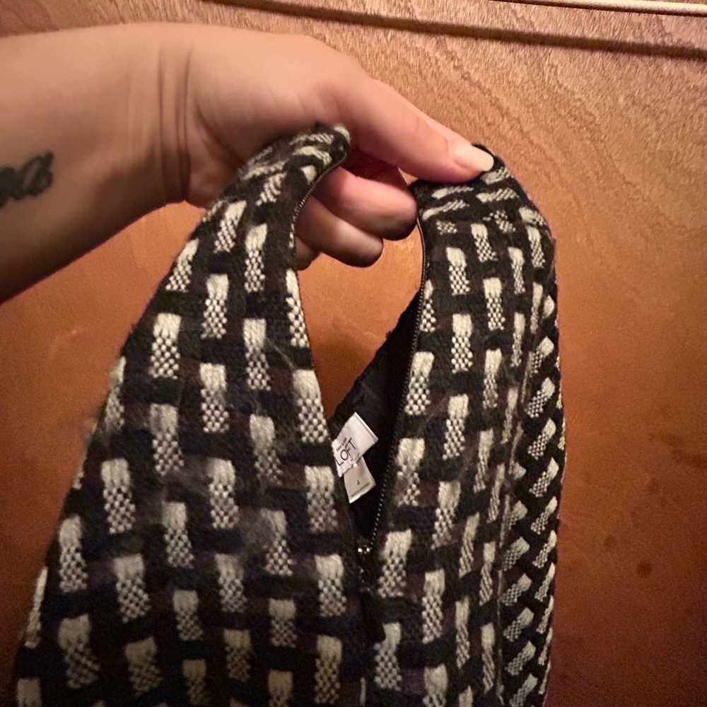 LOFT Black and White Textured Mini Skirt - Picture 7 of 7